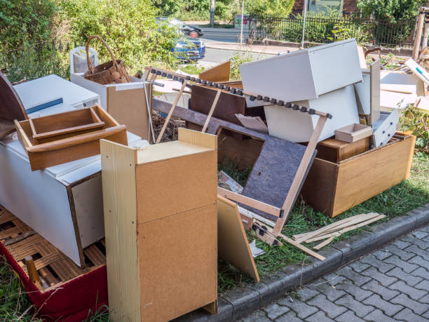 Best Yard Waste Removal  in Hutchison, VA